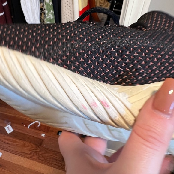 Black and pink Adidas - Picture 10 of 11